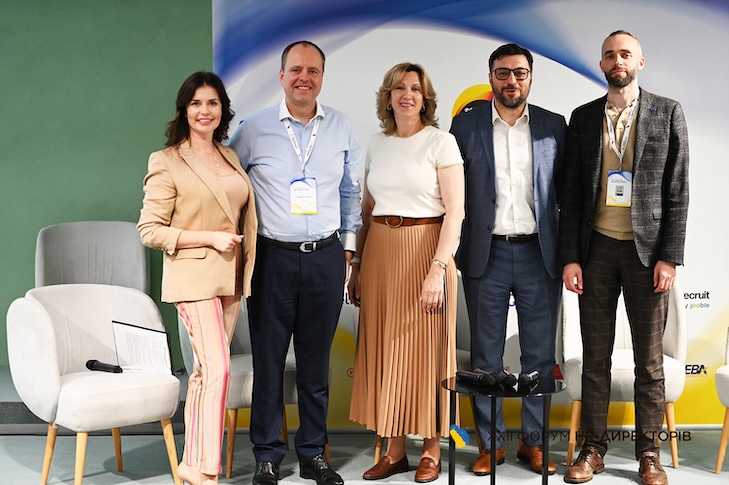 Сергій Коваленко, СЕО YASNO; Сергій Авдєєв, Co-owner - Арсенал Страхування; Михайло Шнейдер, CEO Київської школи економіки; Тетяна Шишлова, СЕО ДТЕК Сервісу; Тетяна Шерман, Керівниця з маркетингу та комунікацій Академії ДТЕК