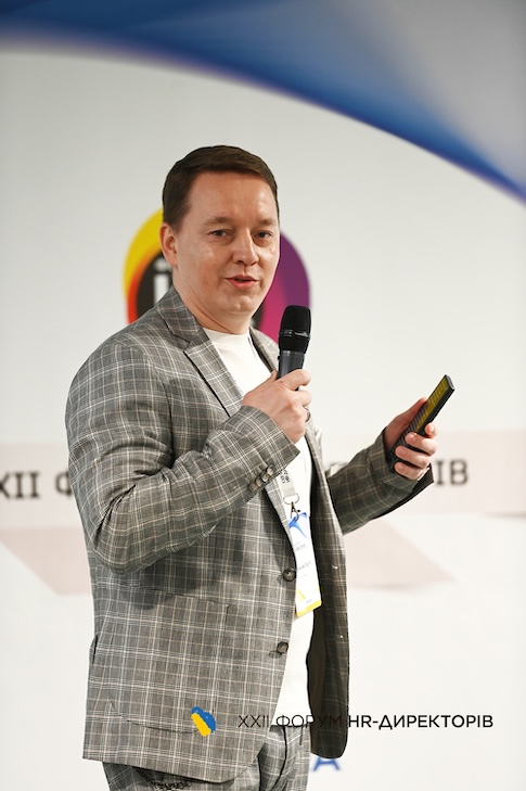 Сергій Береснев, HRD - KSE