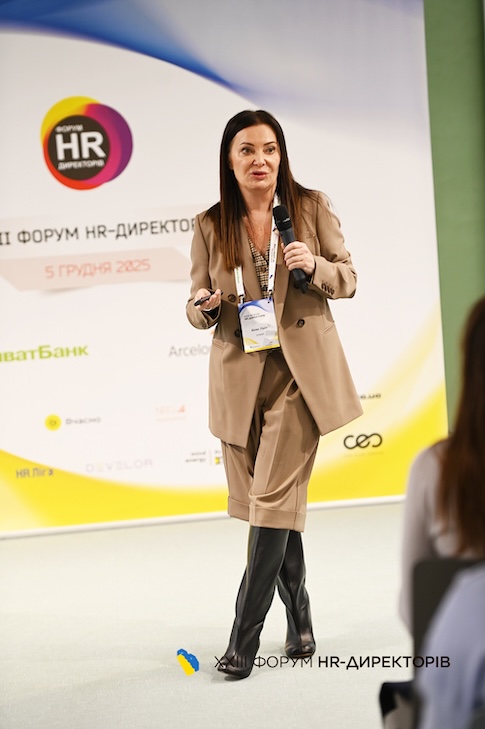 Лідія Білас, Підприємиця, засновниця освітньої мережі MRIYDIY